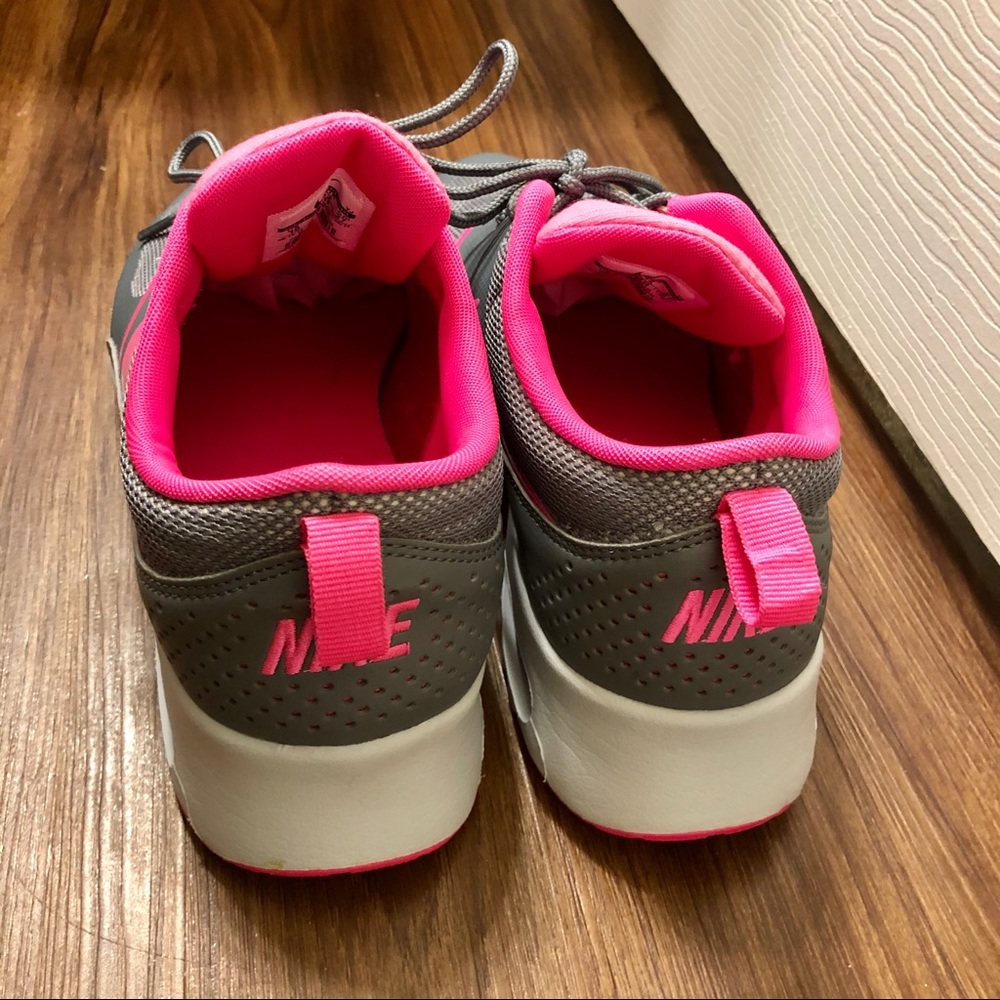 (SOLD)Nike women’s Air Max Thea Pink/Gray size 10 - Picture 5 of 8